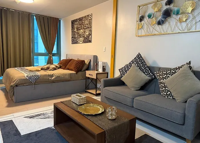 1 Bedroom Bgc, Uptown Mall, High Street & Landers Manila
