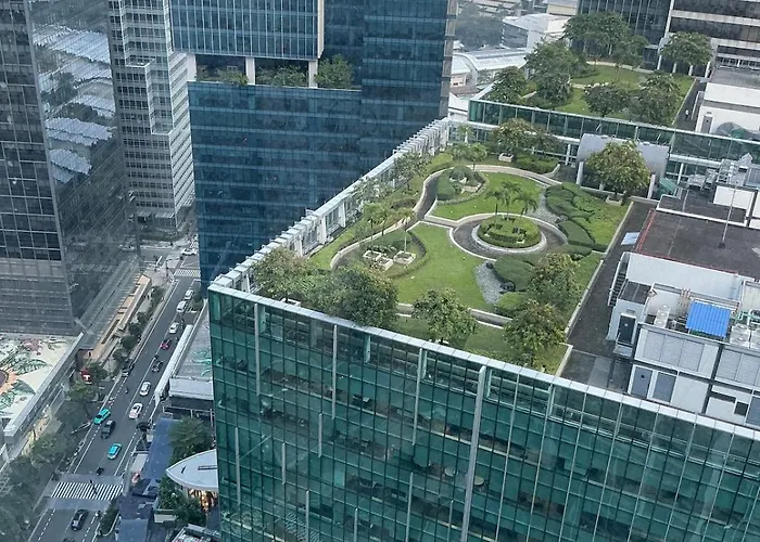 1 Bedroom Bgc, Uptown Mall, High Street & Landers *